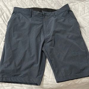 Kenneth Cole shorts size 34 stretch